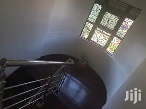 5 Bedroom Classic Villa In Lugogo For Rent