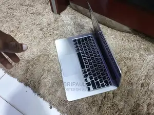 Laptop Apple MacBook Air 2017 4GB Intel Core I5 SSHD (Hybrid) 128GB
