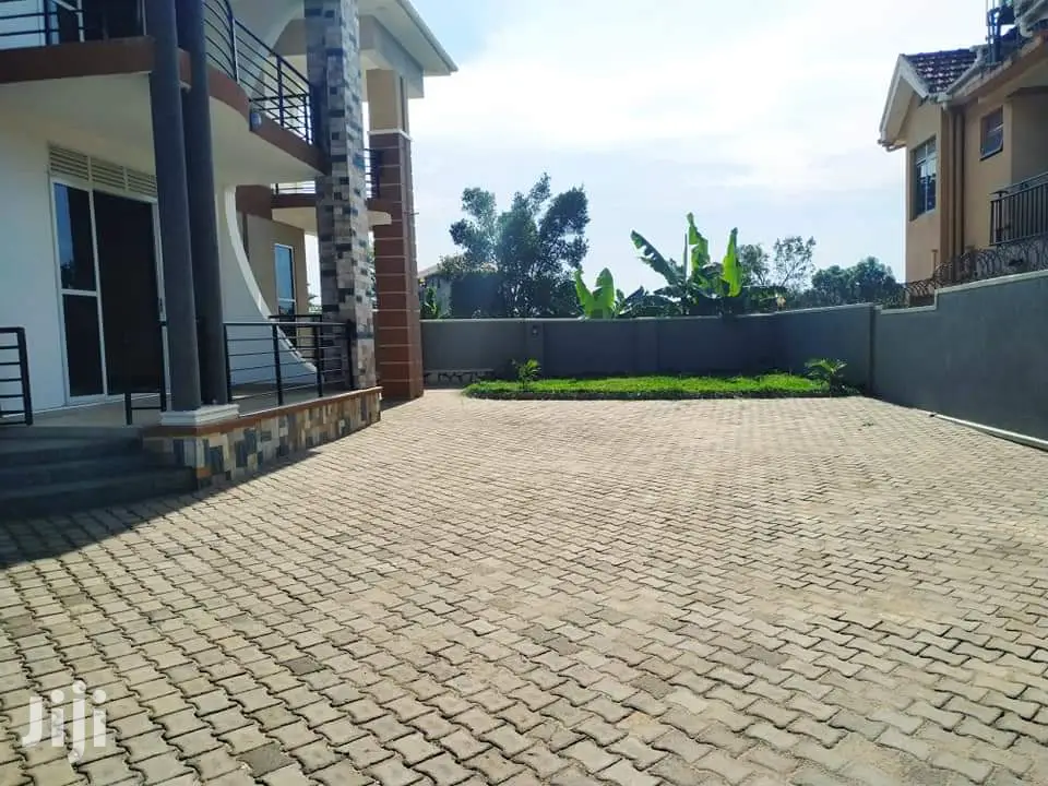 Palatial Mansion In Najjera Kiwatule For Sell