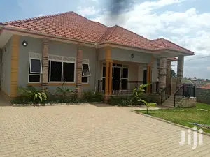 Kira Classy Big Bungaloo on Sale
