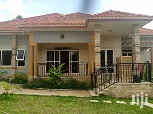 Kira Classy Big Bungaloo on Sale