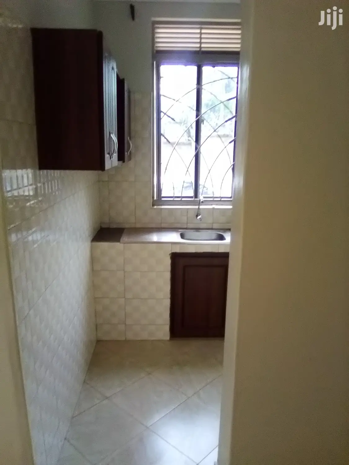 Double Room Self-contained In Najjera Next To Venti