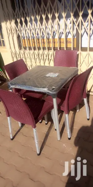 Brand New Restaurant Set 4seaters