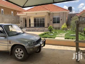 Furnished 4bdrm Bungalow in Kira for Sale