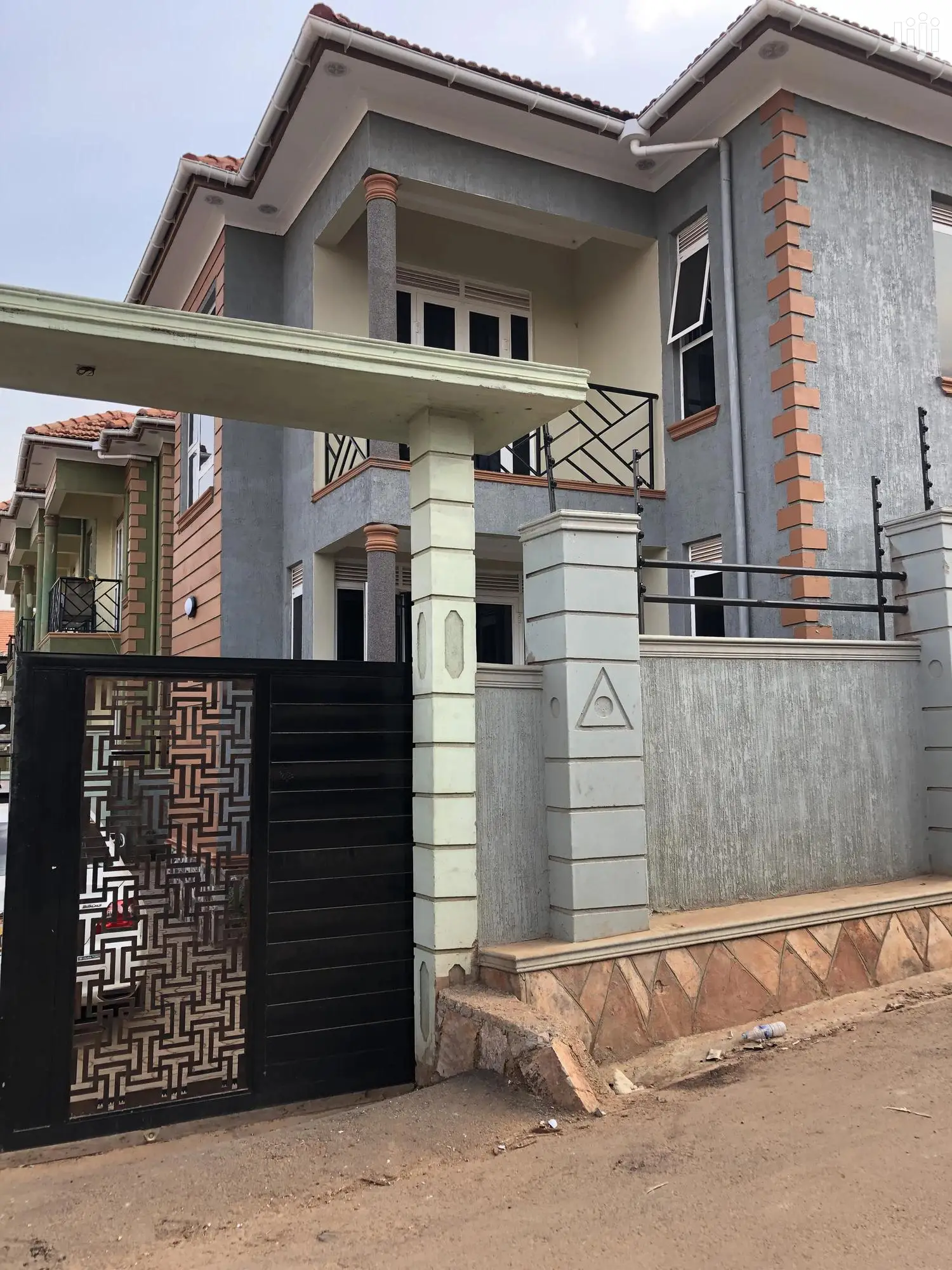 3 Bedroom House In Kisaasi For Sale