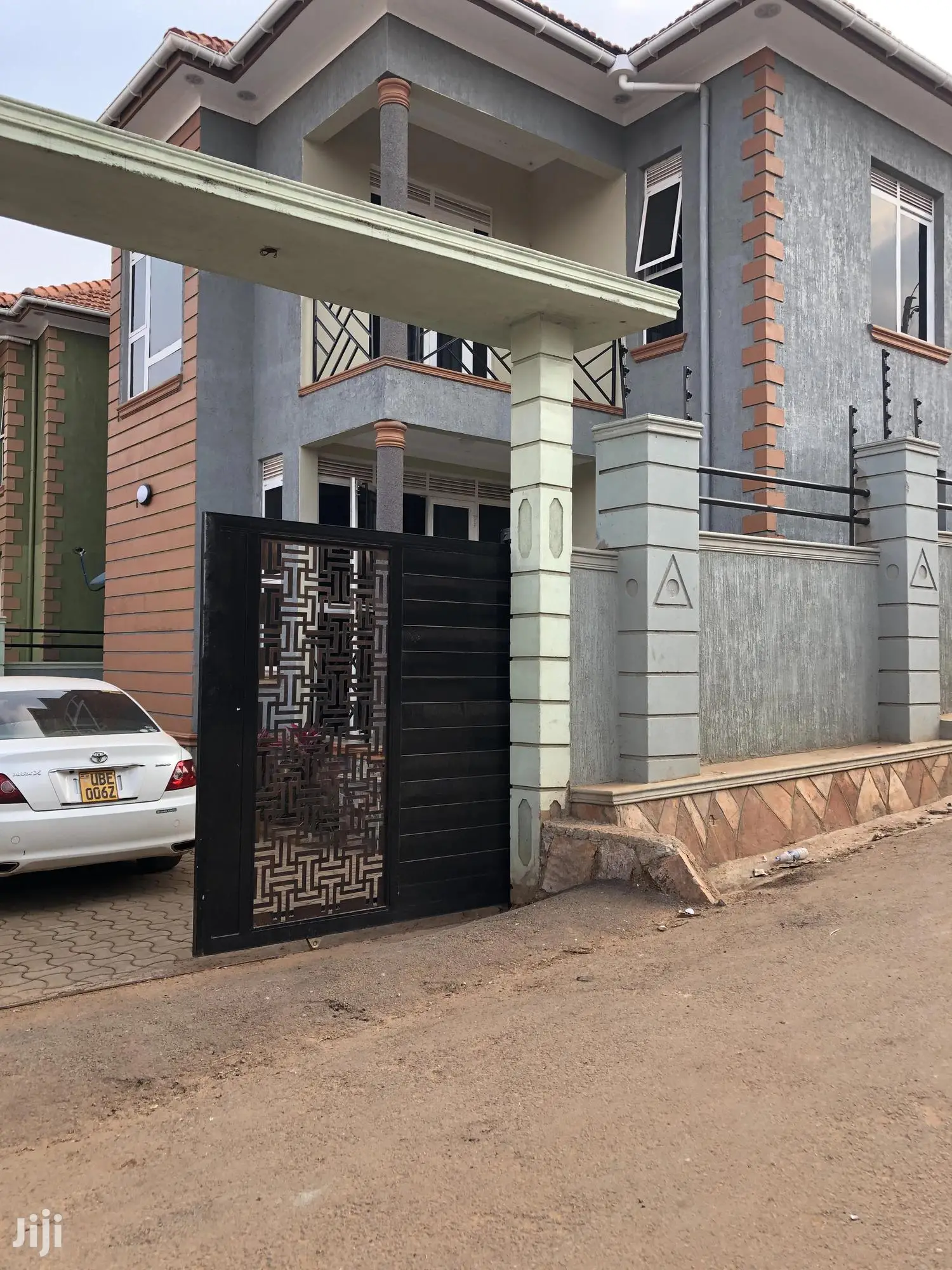 3 Bedroom House In Kisaasi For Sale
