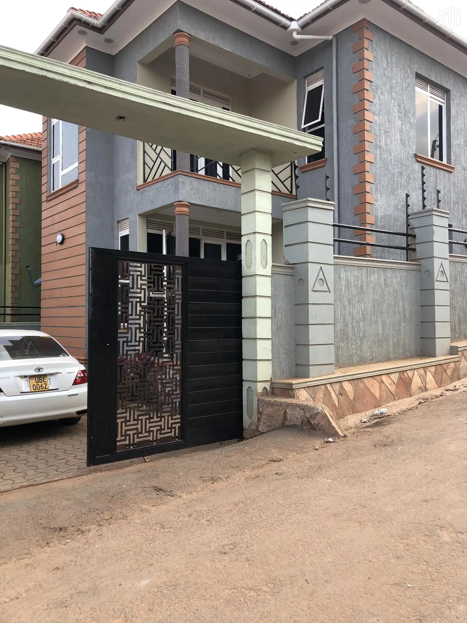 3 Bedroom House In Kisaasi For Sale