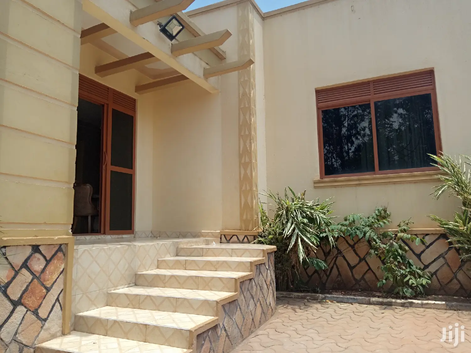 Kira Well Priced Mansionette On Sell