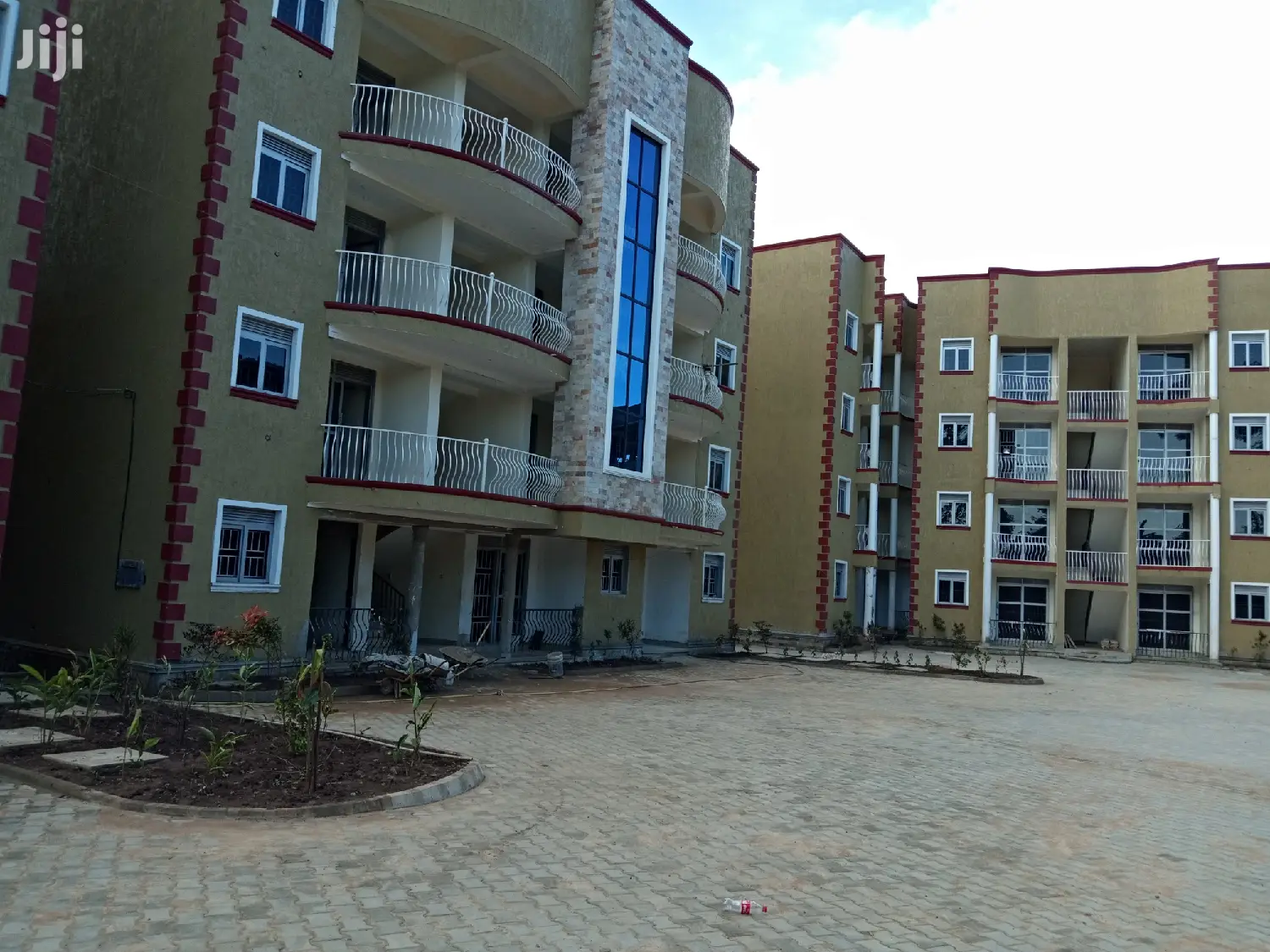 Naalya Apartments On Sell