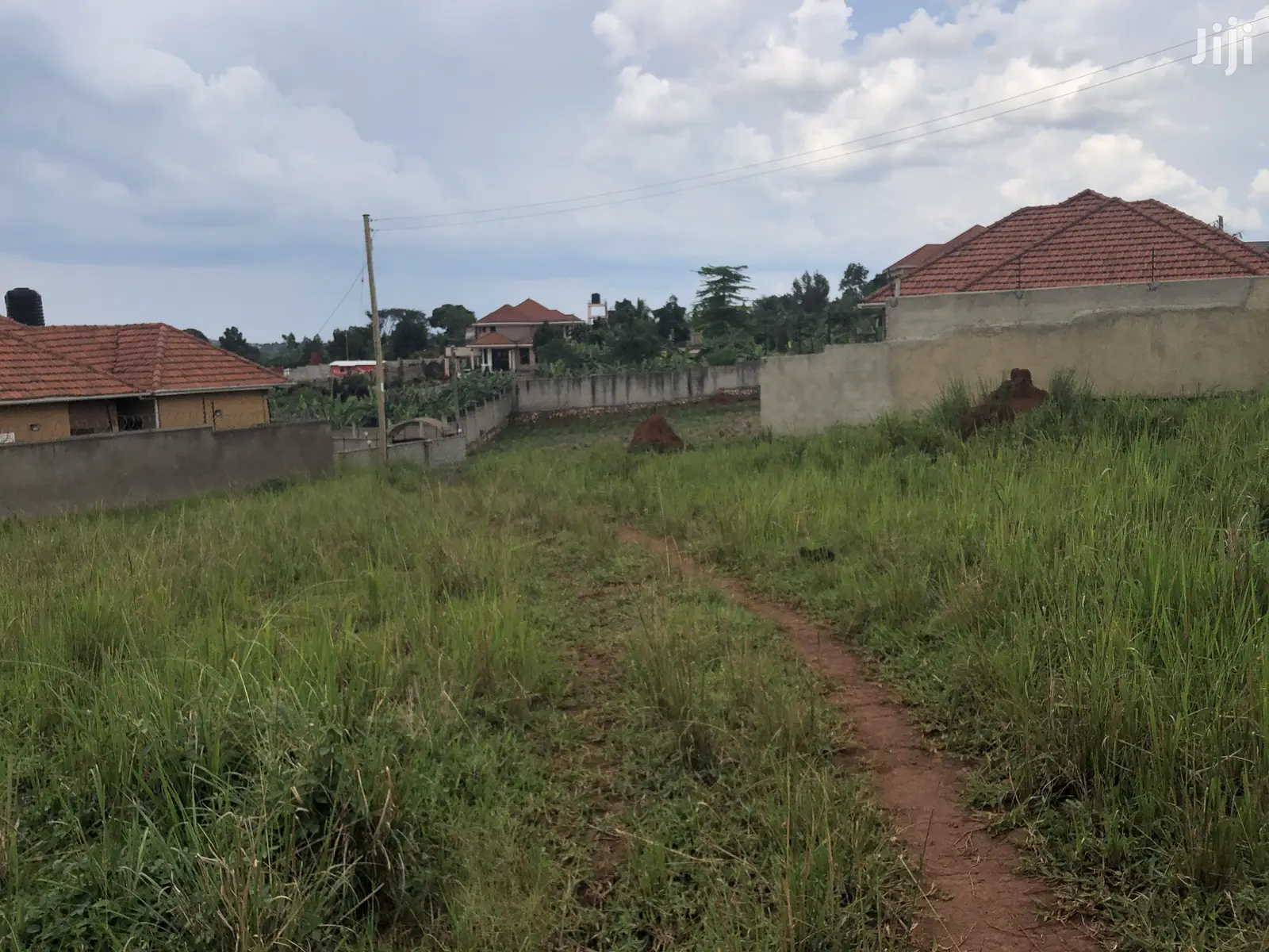 Kira Affordable Plot Near Tarmack on Sell
