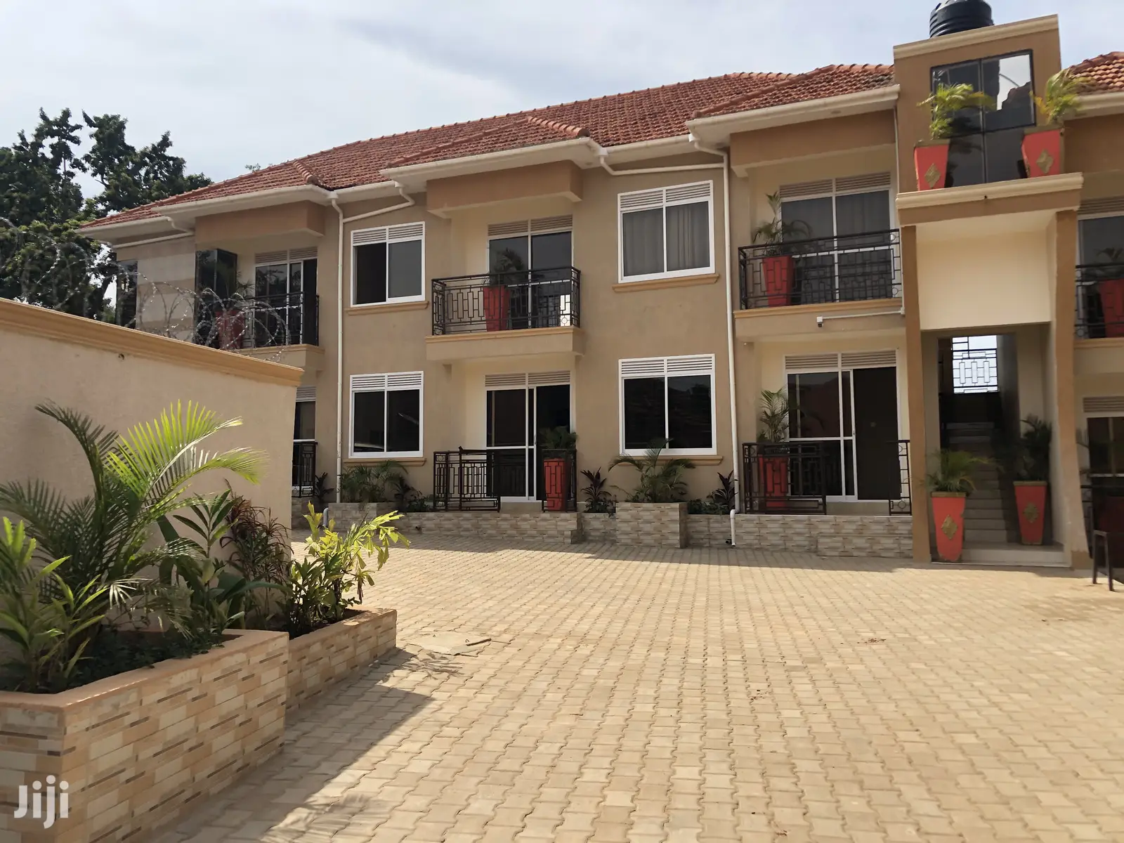2 Bedroom Luxury Apartments In Kisaasi For Sale
