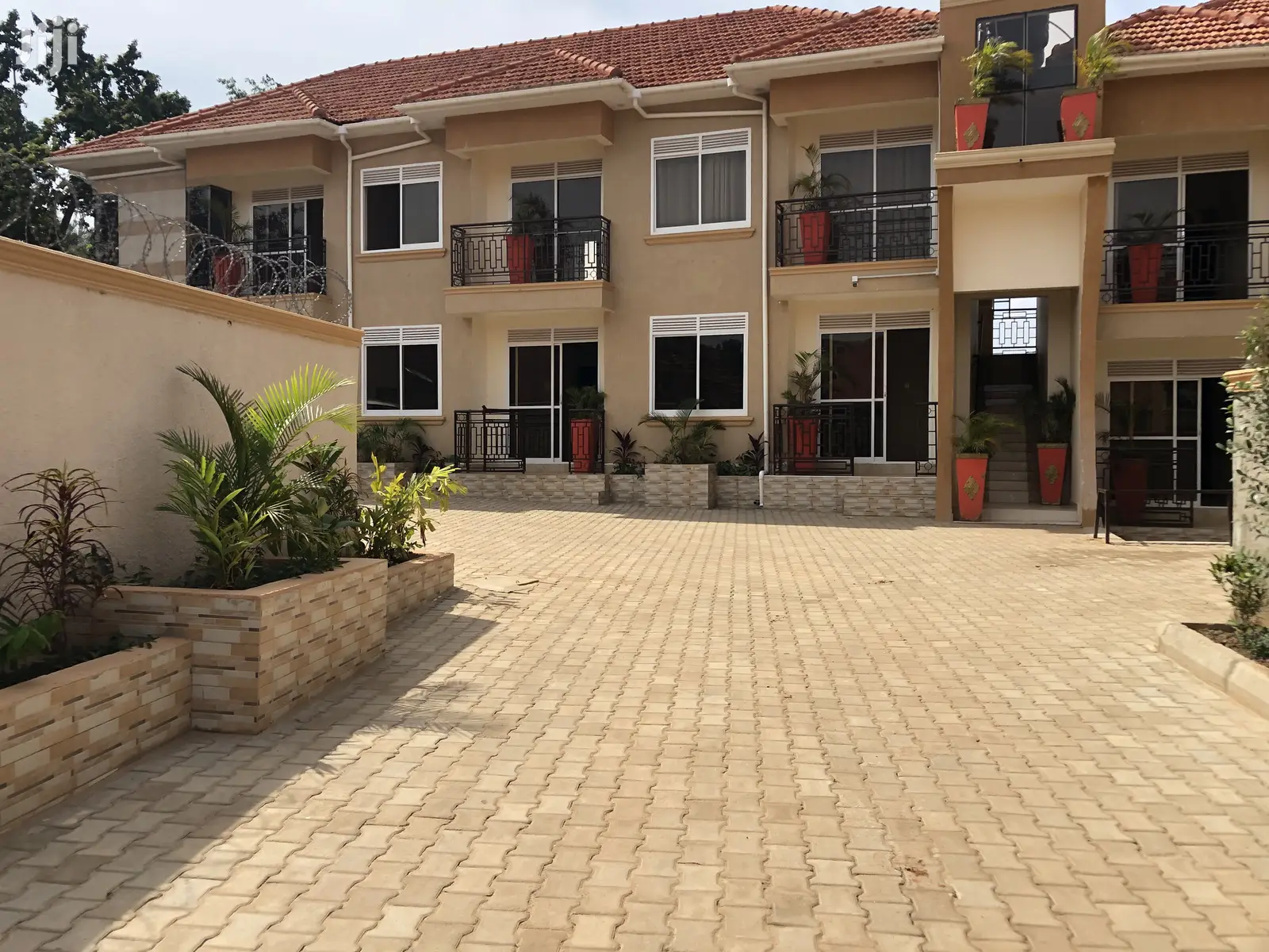2 Bedroom Luxury Apartments In Kisaasi For Sale