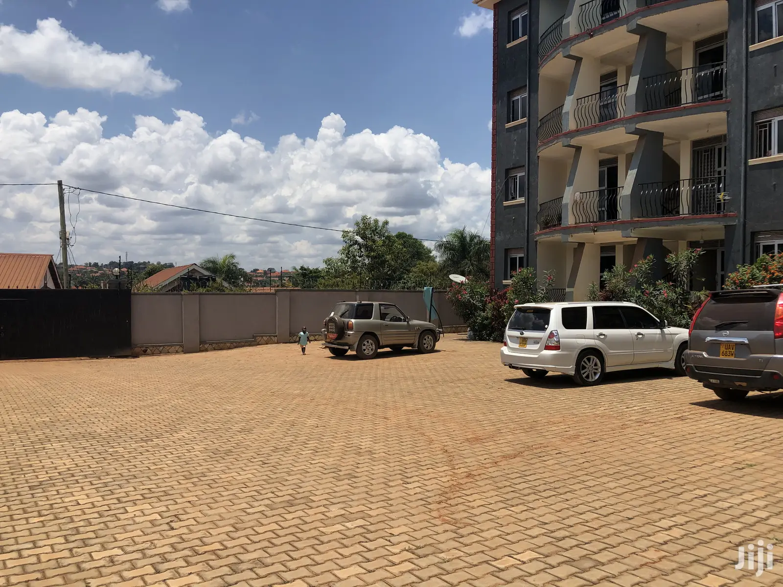 16 Unit Apartments In Kyaliwajjala Near Naalya For Sale