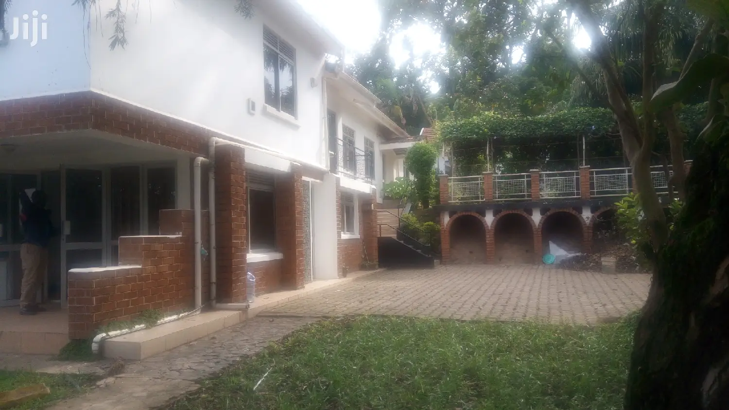 4 Bedroom House In Bugolobi For Rent