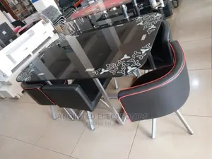 Dining Table With 6 Lazer Chairs