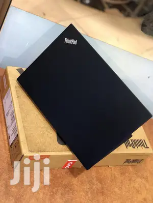 New Laptop Lenovo 8GB Intel Core I7 SSHD (Hybrid) 256GB