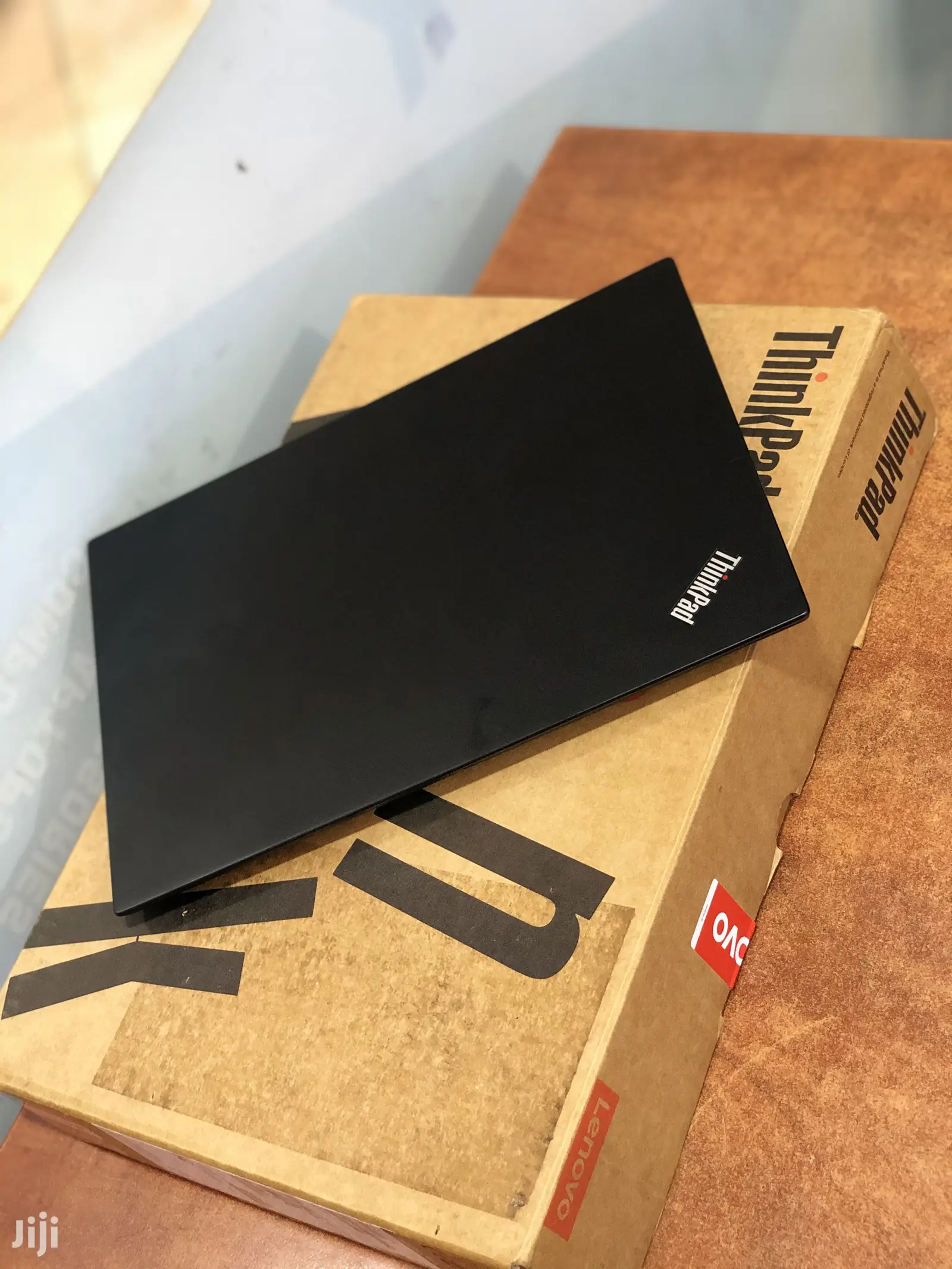 New Laptop Lenovo 8GB Intel Core I7 SSHD (Hybrid) 256GB