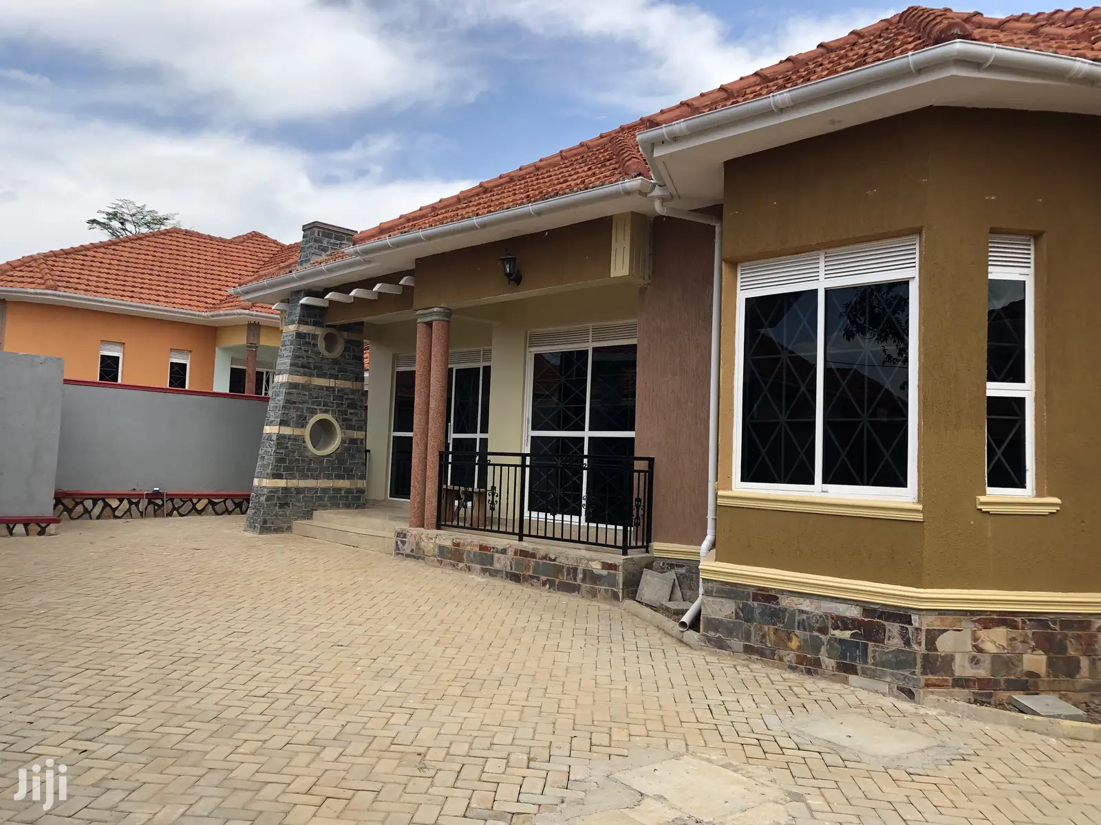 Kiira Award Winning Bungaloo on Sell