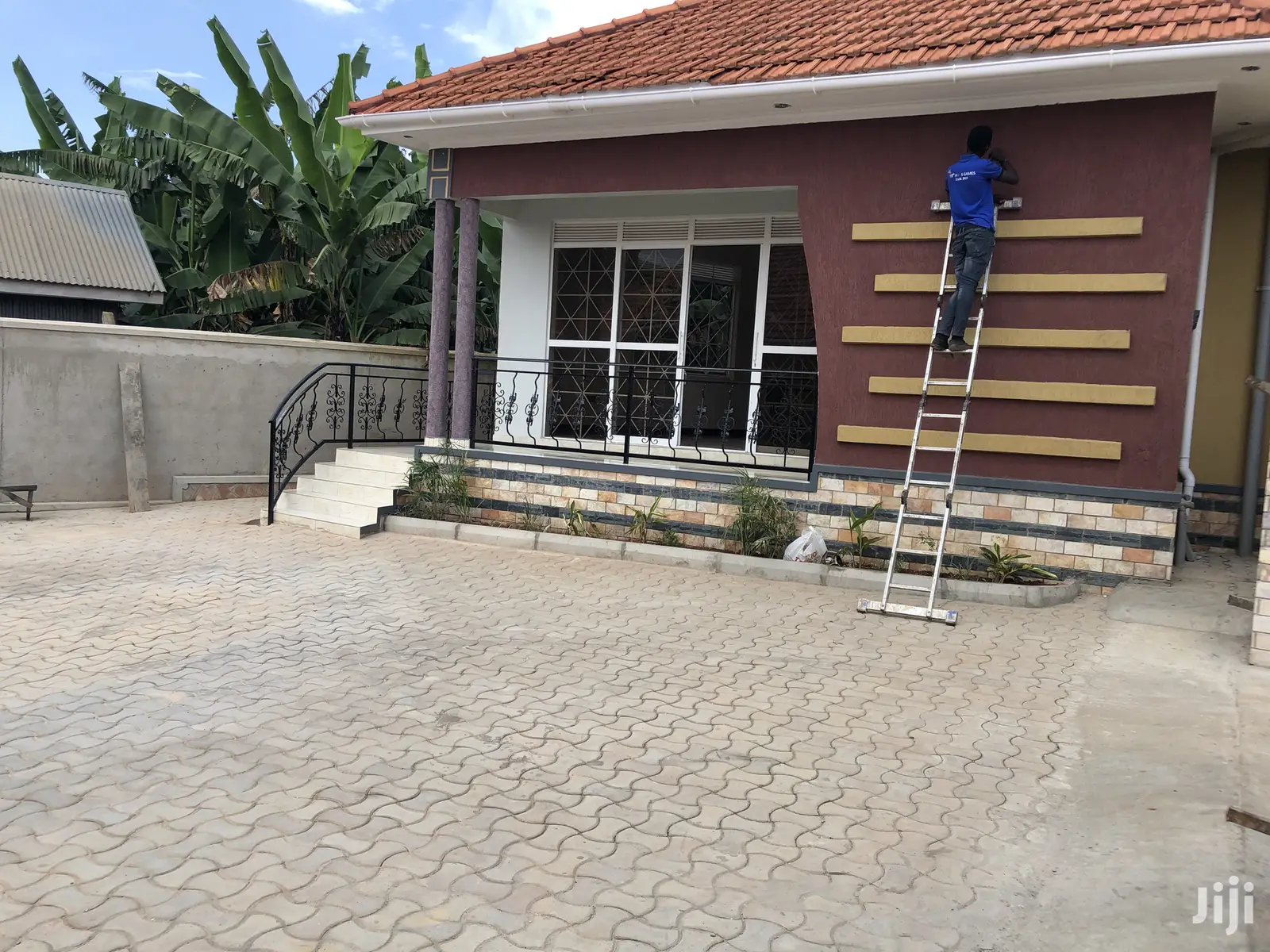 Kiira Nice Bungaloo On Sell