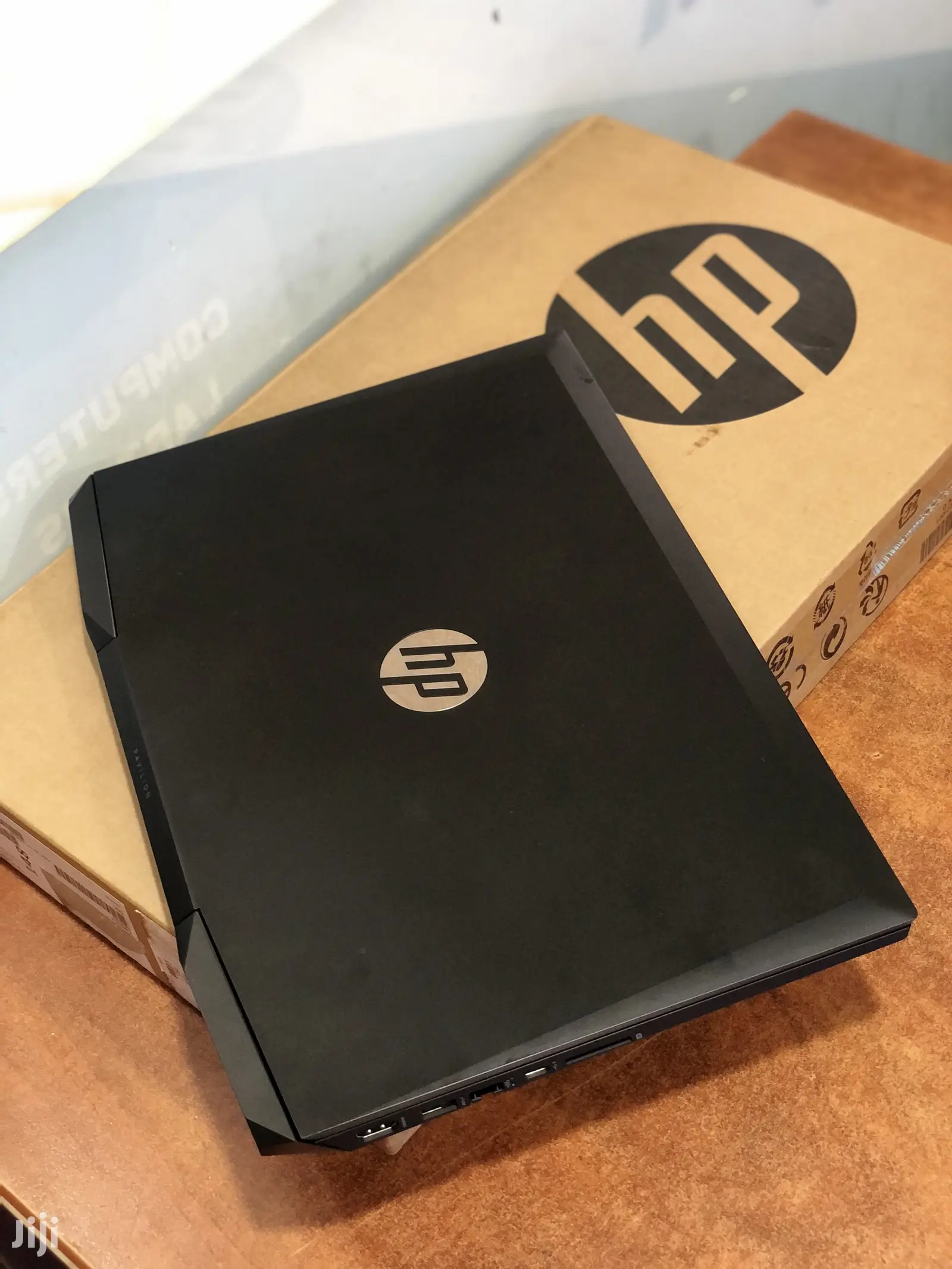 New Laptop HP Pavilion 15 16GB Intel Core I7 SSHD (Hybrid) 1T