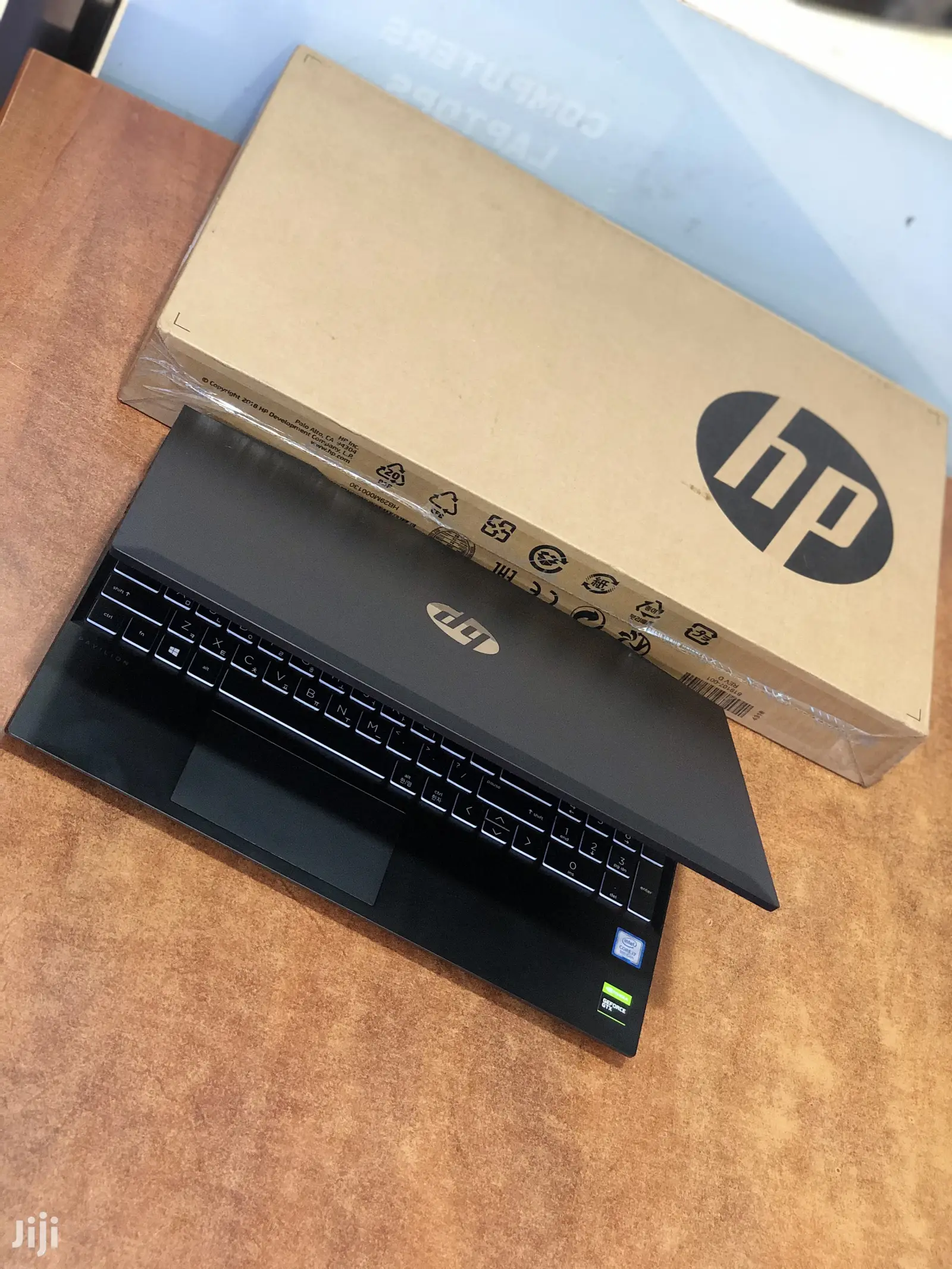 New Laptop HP Pavilion 15 16GB Intel Core I7 SSHD (Hybrid) 1T