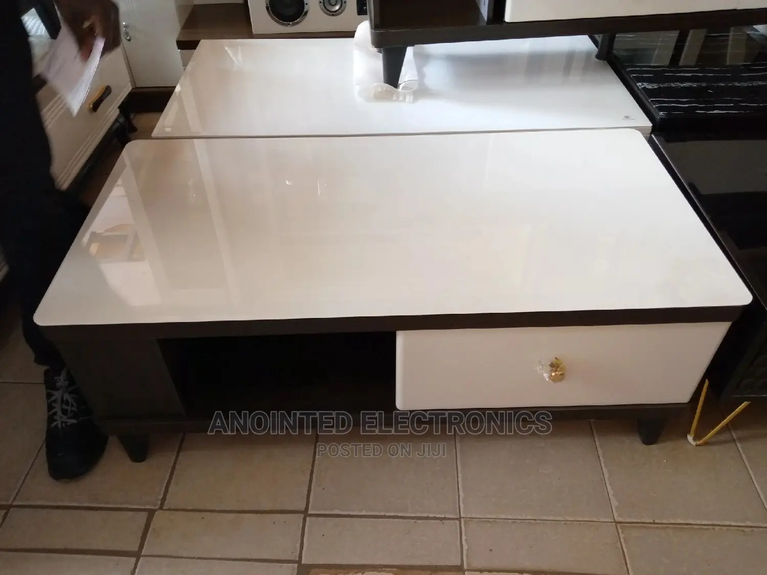 Exellecnt Center Table