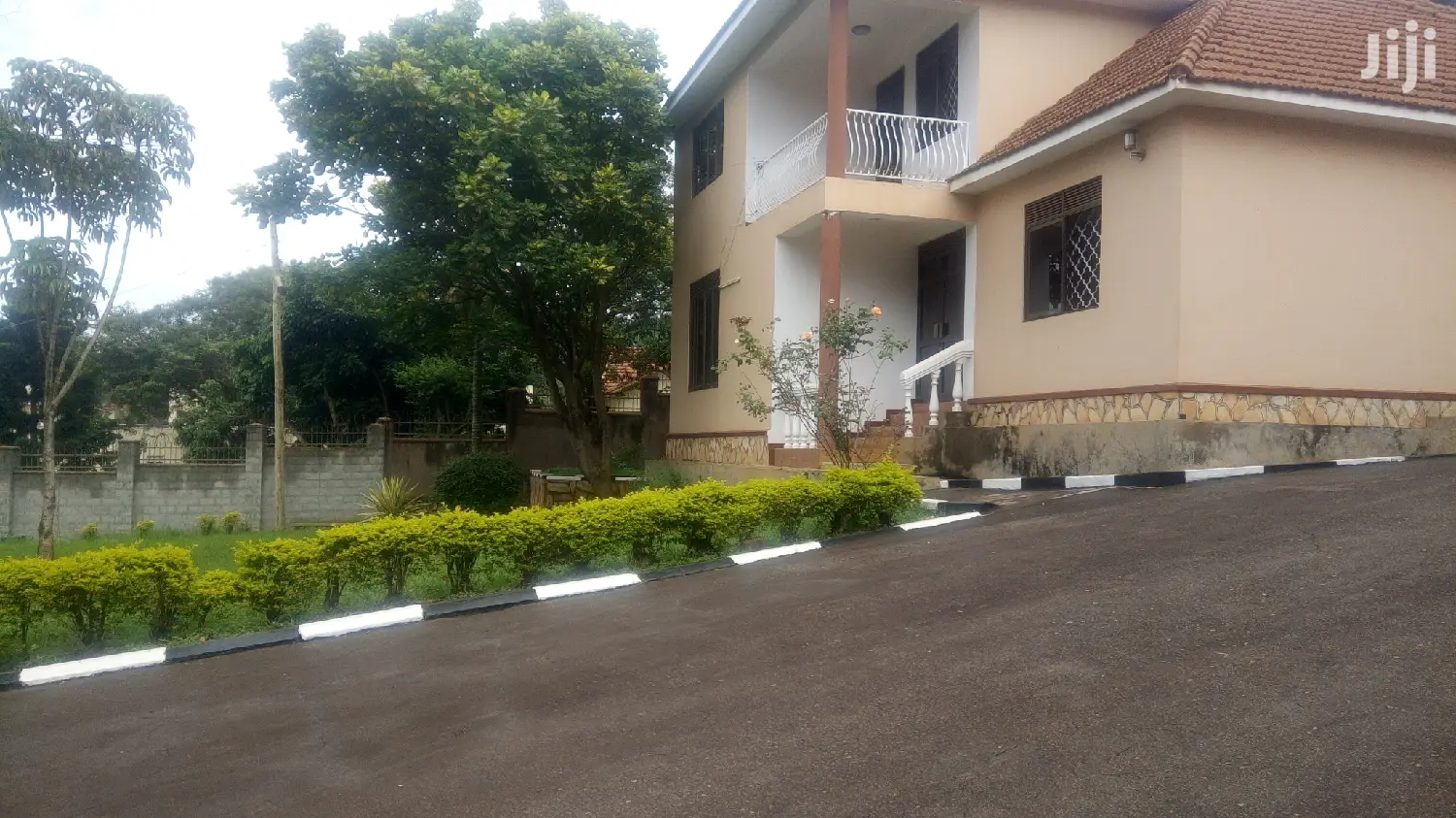 5 Bedroom House In Naguru For Rent
