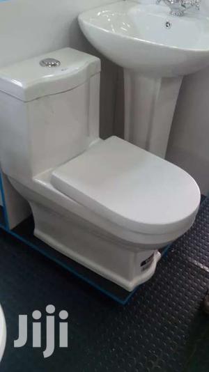 Obama. Virony Toilet