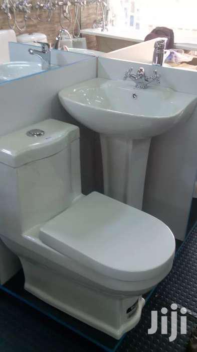 Obama. Virony Toilet