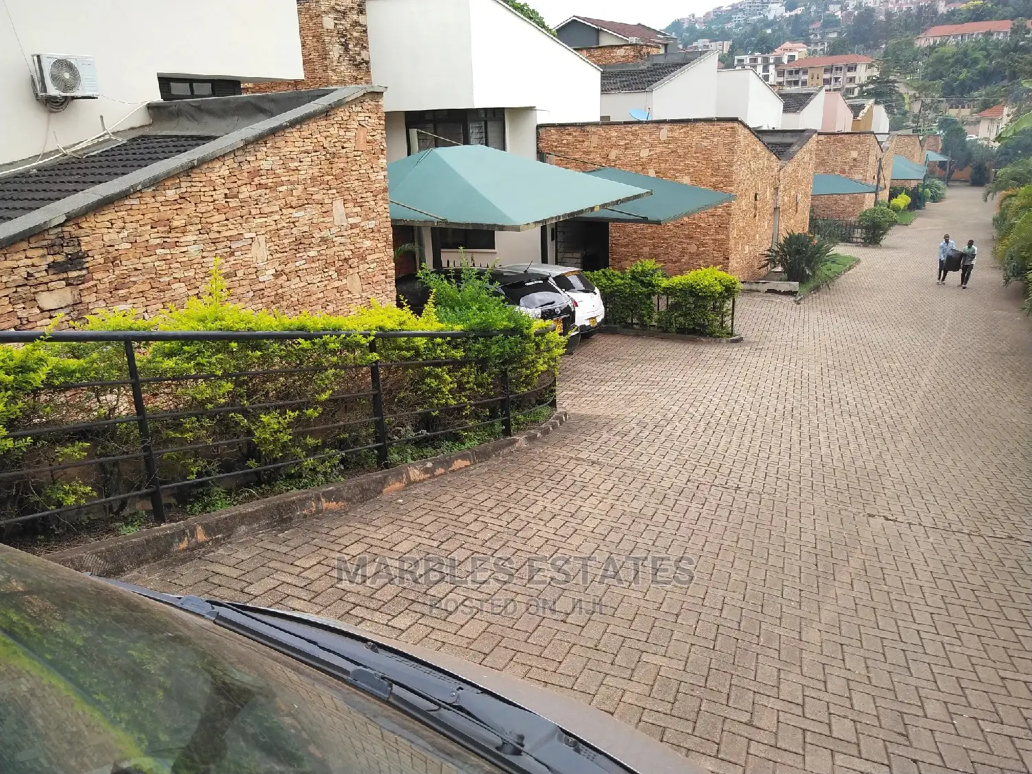 5 Bedrooms Town House For Rent In Kololo
