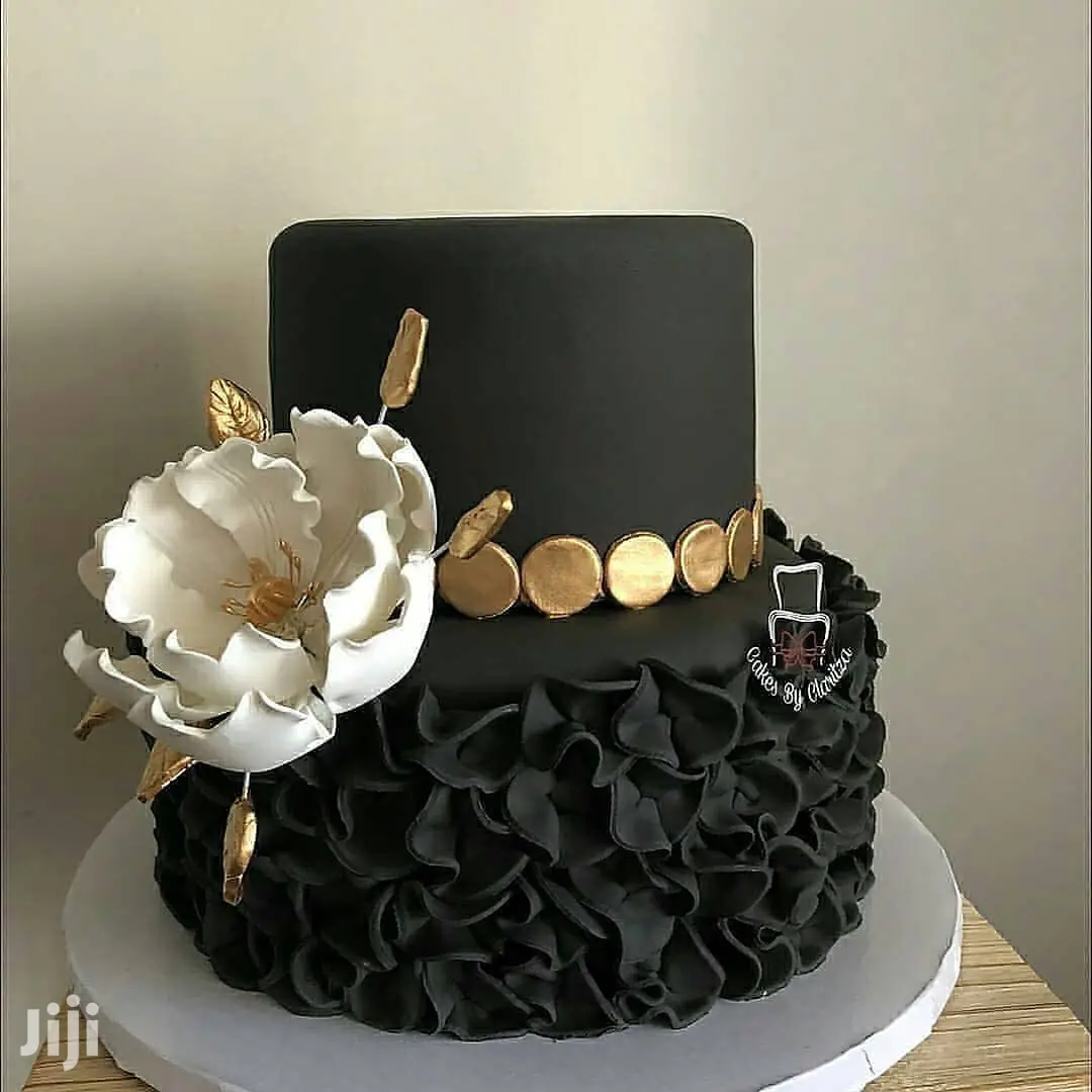 Posh Birthday Cakes