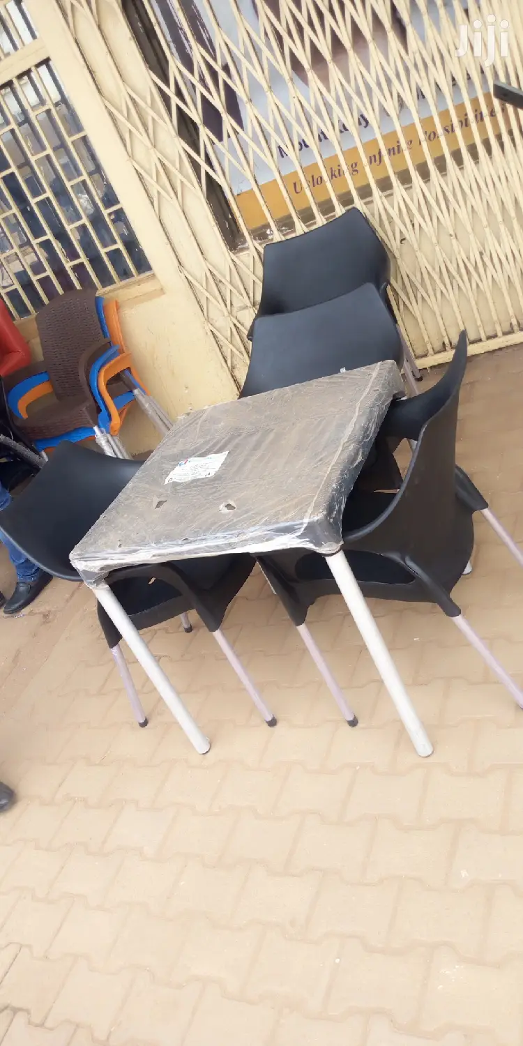 4seaters Restaurant Set Brand New