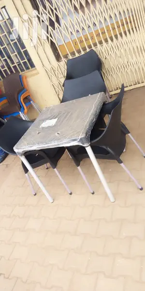 4seaters Restaurant Set Brand New