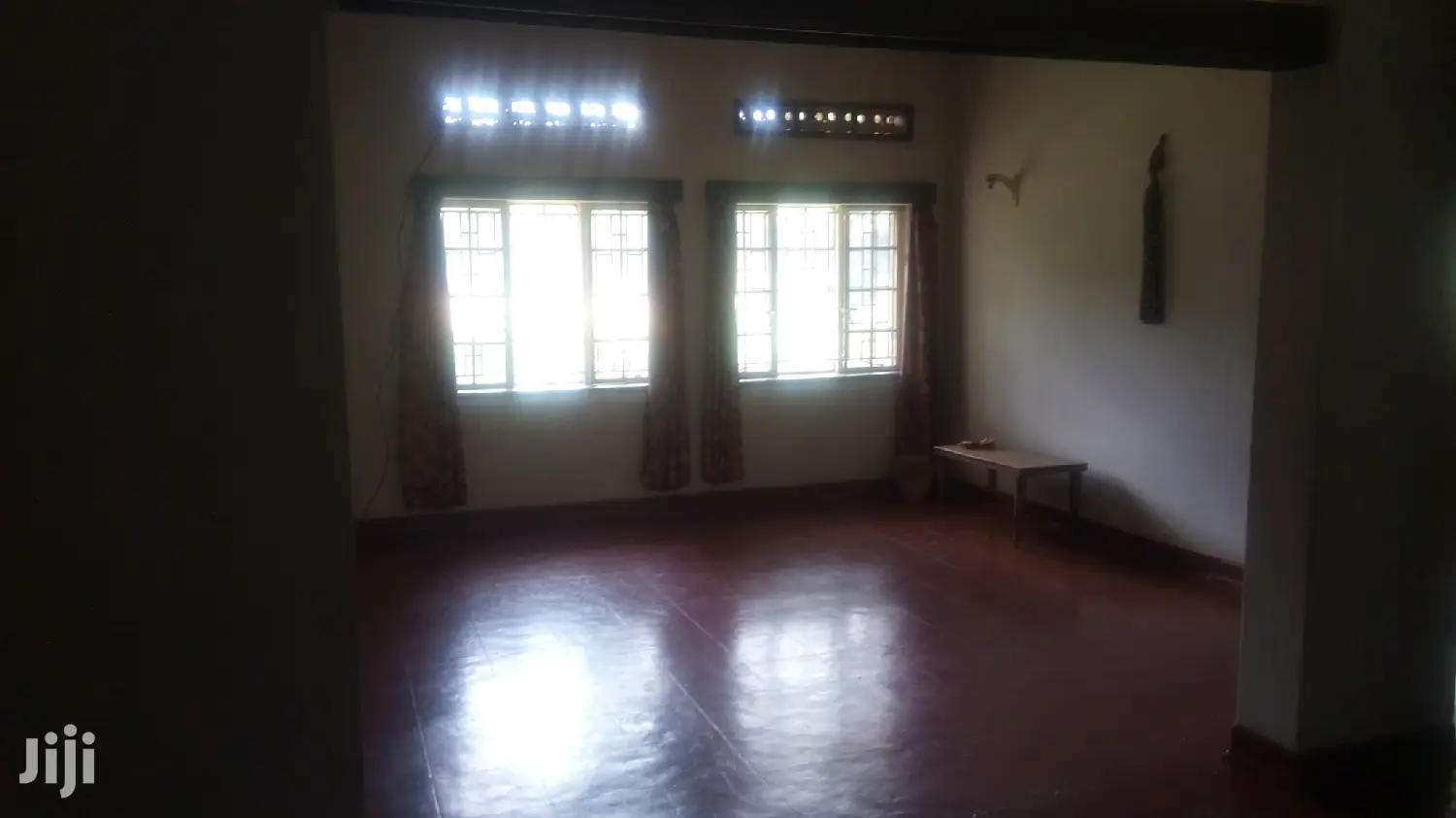 3 Bedroom House In Kololo For Rent