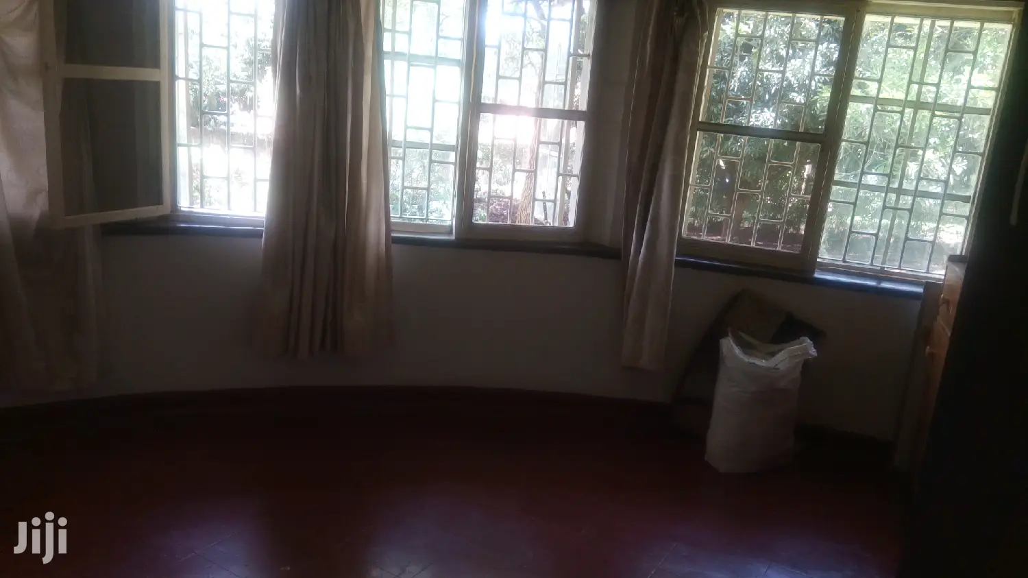 3 Bedroom House In Kololo For Rent