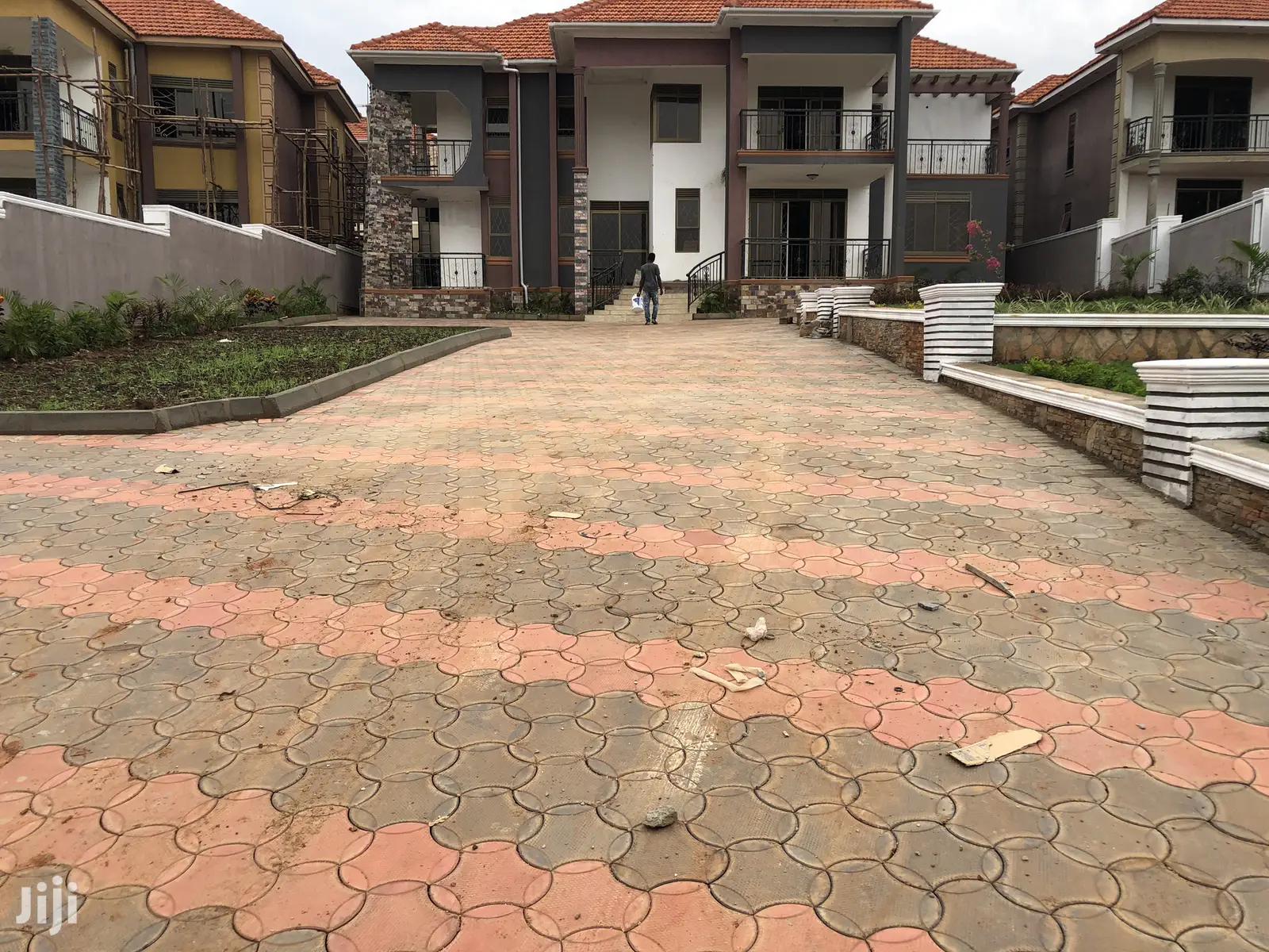 Corporate Mansion In Kiwatule On Sale