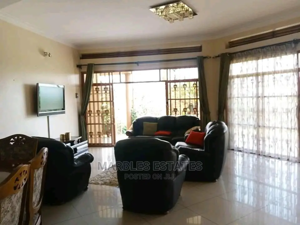 Nice Fully Furnished 3bedrooms Apartment