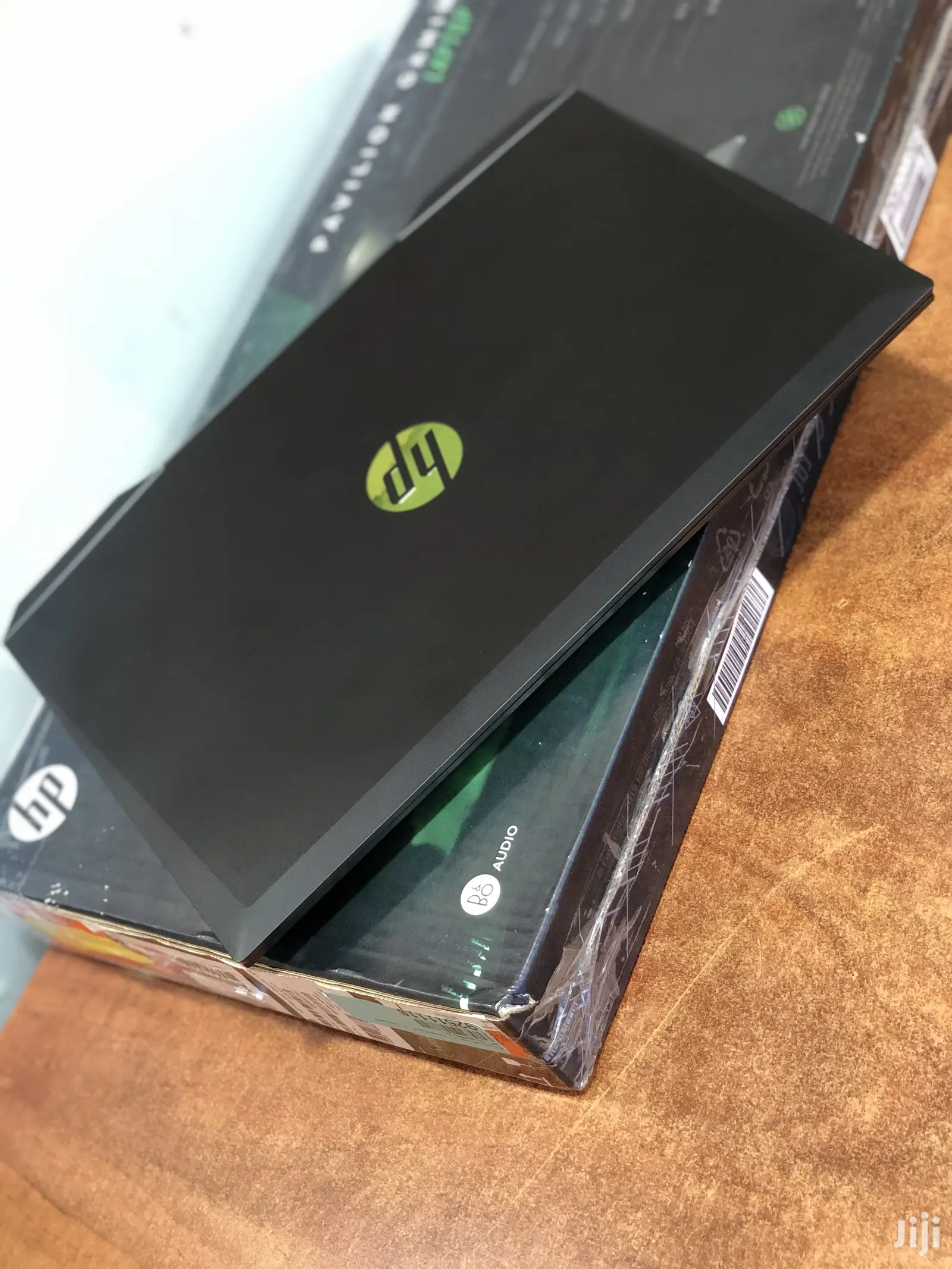 New Laptop HP Pavilion 15 16GB Intel Core I7 SSHD (Hybrid) 1T