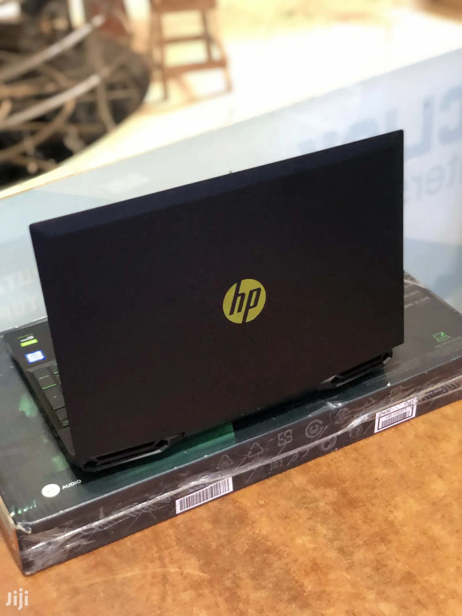 New Laptop HP Pavilion 15 16GB Intel Core I7 SSHD (Hybrid) 1T