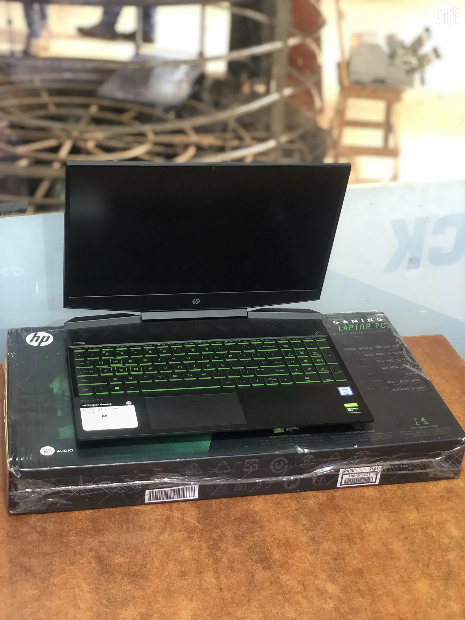New Laptop HP Pavilion 15 16GB Intel Core I7 SSHD (Hybrid) 1T