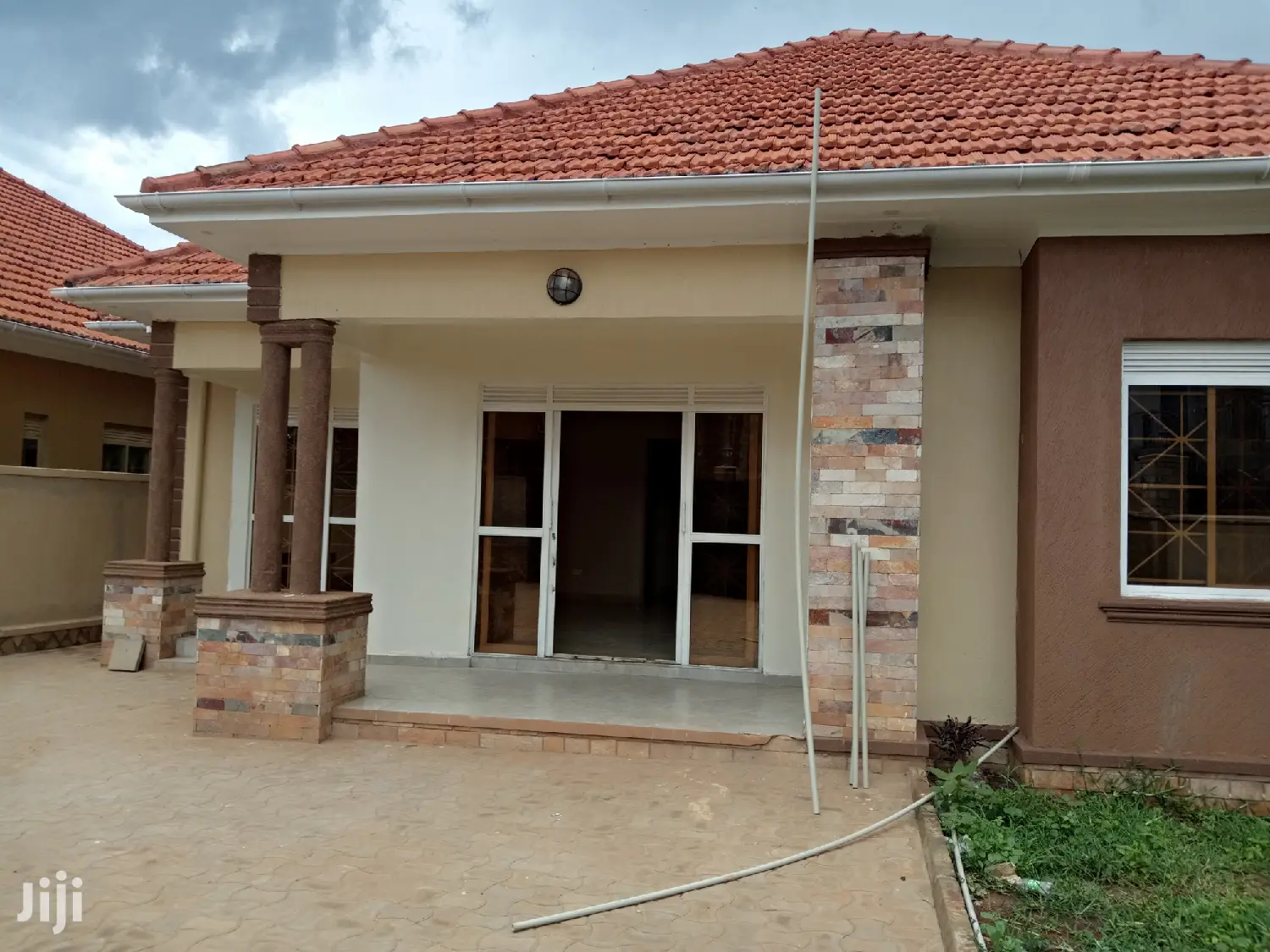 Kiira Glorious Beauty on Sell