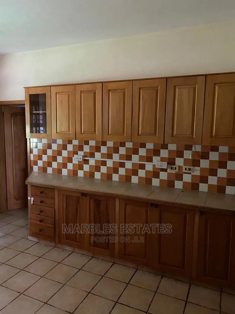 3bedrooms House For Rent In Mbuya