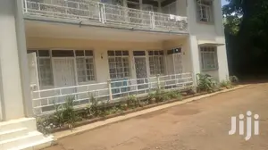 Colonial Resident