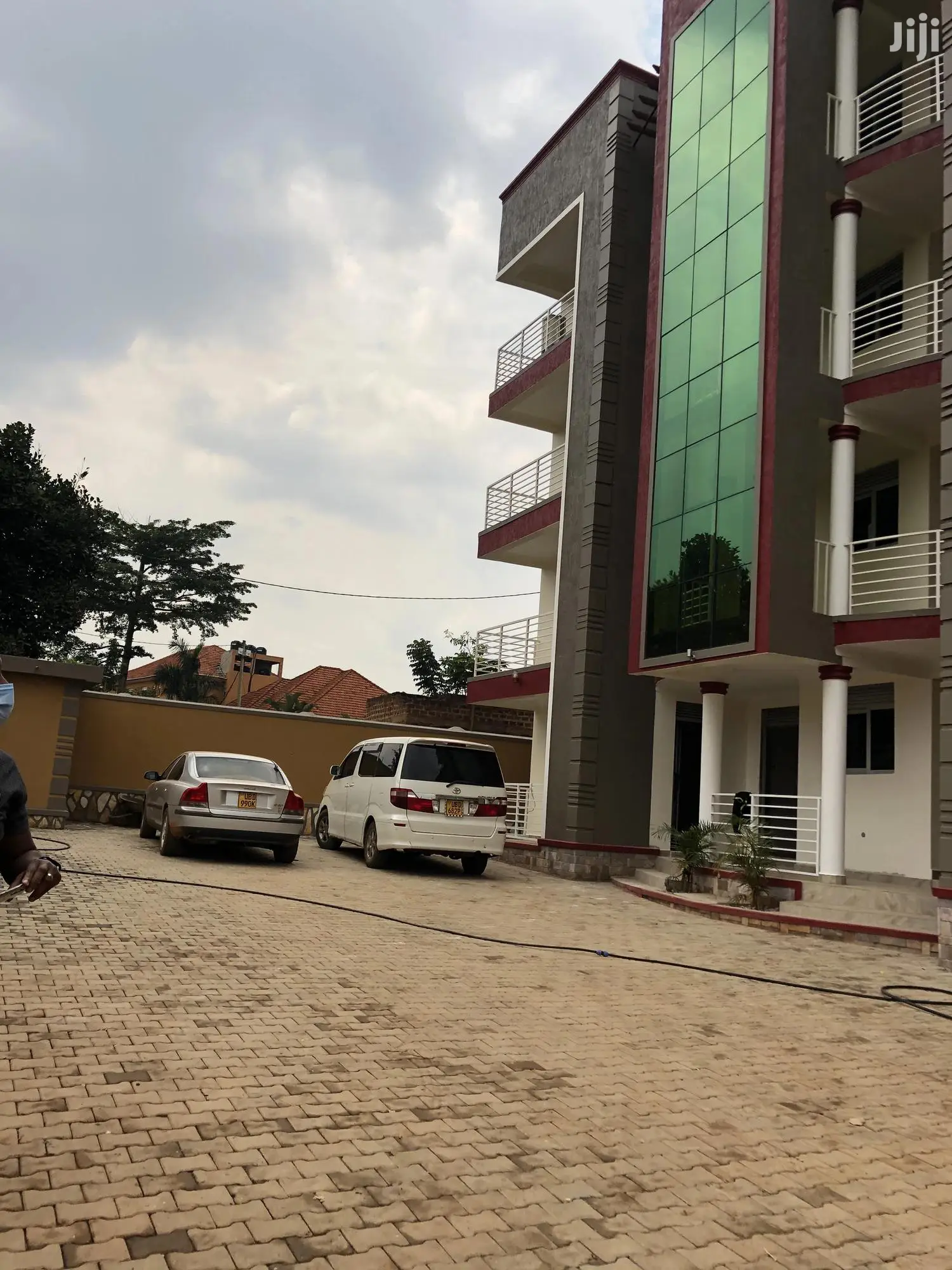 Apartments In Kyaliwajjara For Sell