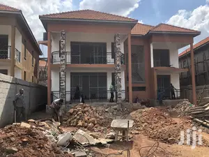 Corporate Six Bedroom Mansion in Kira for Sell