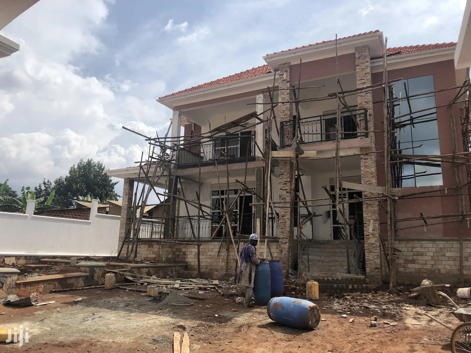 Kyanja Posh Mansion On Sell