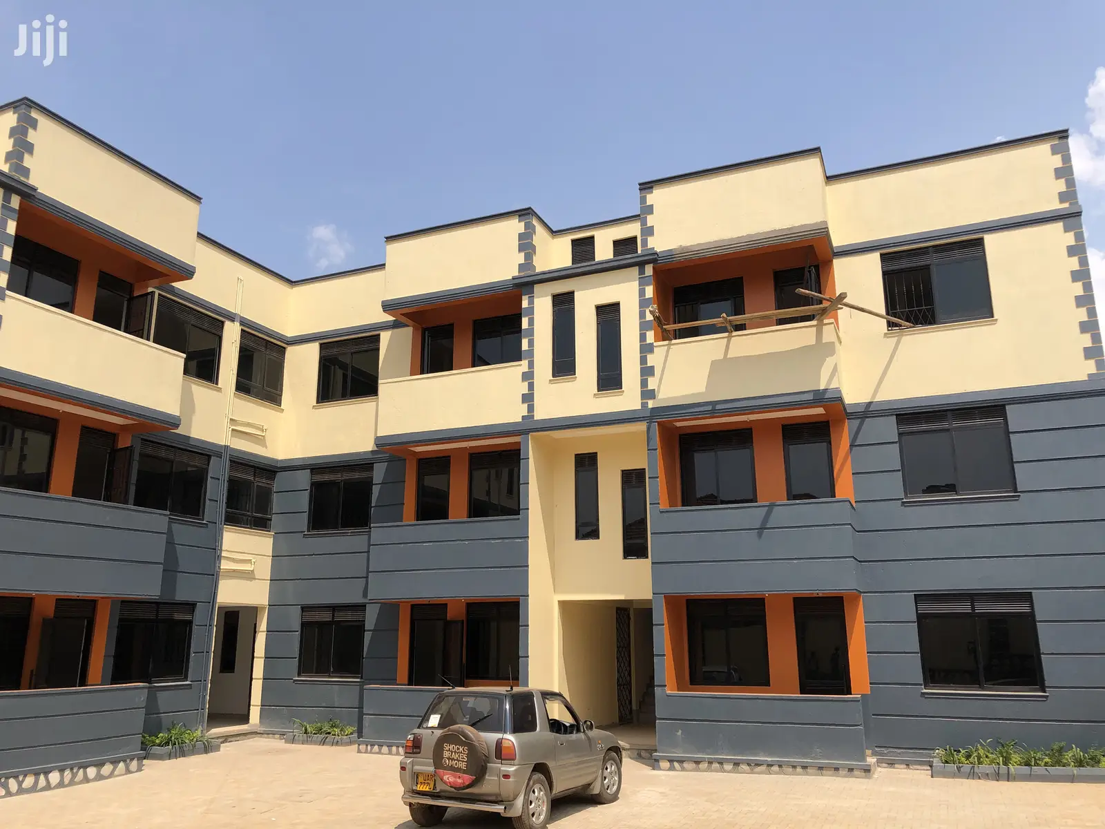 Kiira Condos In Tarmack Area On Sell