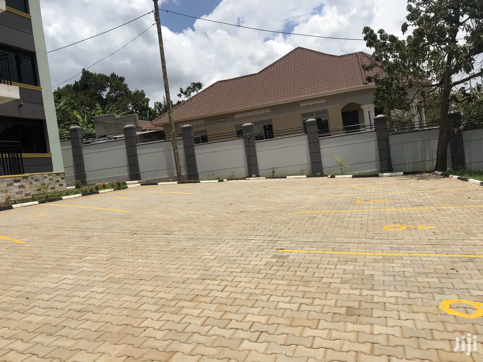 Kiira Three Bedroom Condominiums for Sell