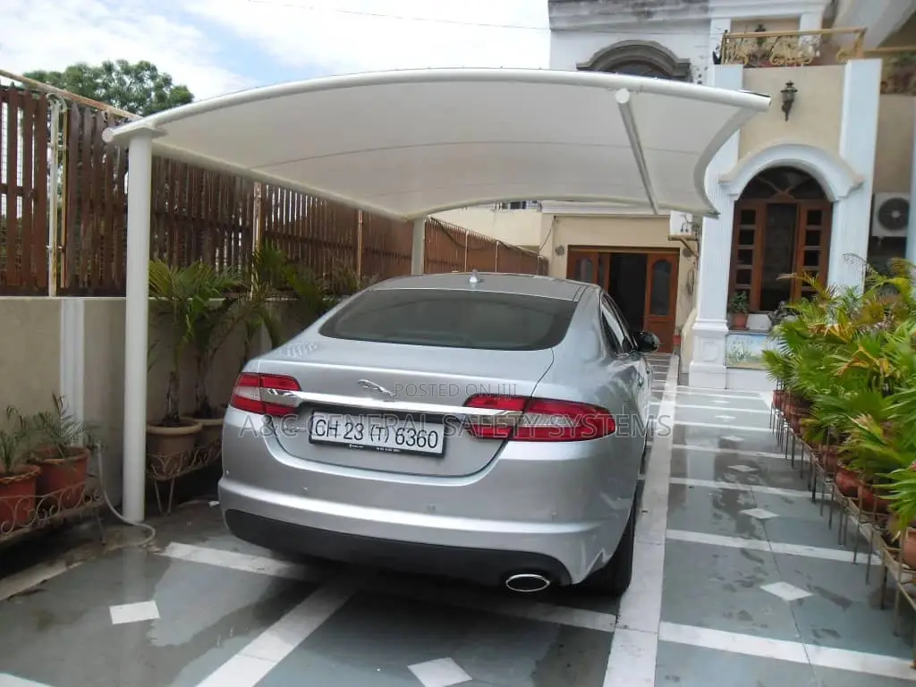 Harsh Weather Resistant Single Car Shade Parking 1year Wraty