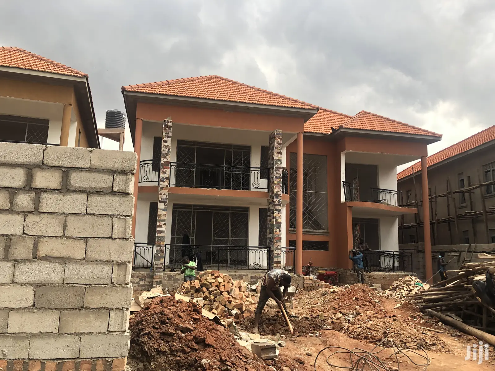 Mansion in Kira for Sell